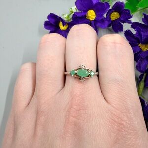 Genuine Emerald Stone Vintage 925 Sterling Silver Ring